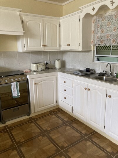 Stunning 2-bed Apartment in Grand Roy, Grenada