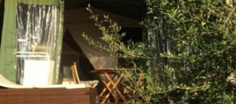 LODGES 1 SAFARI LES LAURIERS ON LEVANT ISLAND