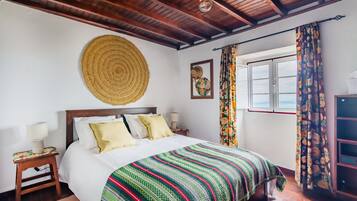 ํ์ดํ, ์นจ์ค 3๊ฐ | 3 ๊ฐ์ ์นจ์ค, ๋ฌด๋ฃ WiFi, ์นจ๋ ์ํธ