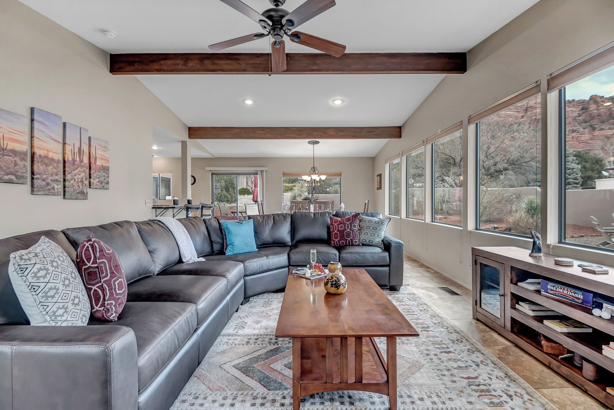 Sedona Fox Den and Casita Picturesque Red Rock Views+Two Private Hot Tubs+Outdoor Dining+Patio