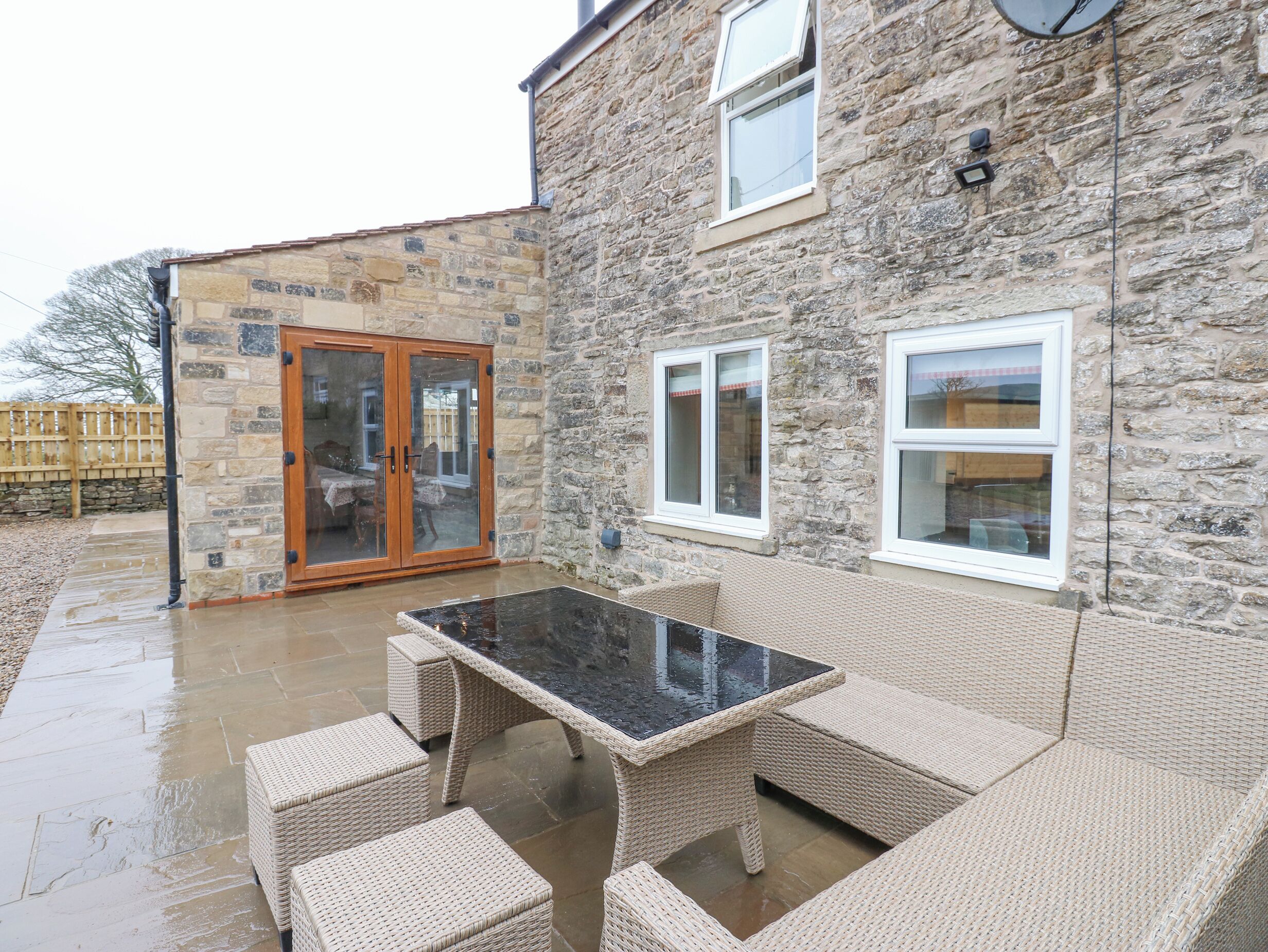 村舍 | 室外用餐