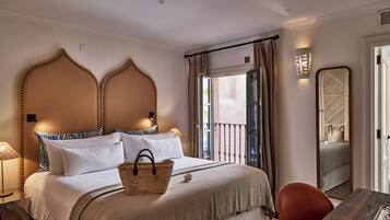 Exclusieve kamer | Luxe beddengoed, een kluis op de kamer, geluiddichte muren, gratis wifi