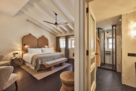 PuroGrand Hotel - view 3