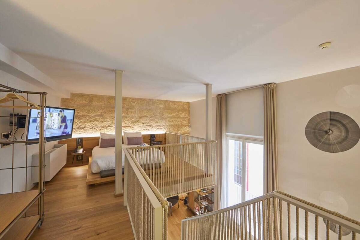 Eenvoudige studio suite | Luxe beddengoed, een kluis op de kamer, geluiddichte muren, gratis wifi