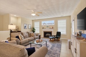 Living area - come enjoy this true EsCape from reality! (Cape Charles)