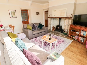 Cottage | Interior