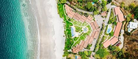 Playa en los alrededores