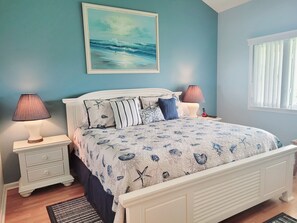 2 bedrooms, iron/ironing board, internet, bed sheets