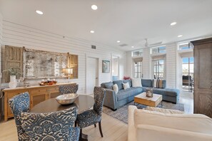 Smart TV - Designer Cinnamon Shore Condo w/ Charm+Easy Access to Countless Amenities! (Port Aransas)