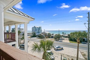 House, 4 Bedrooms, Sea View | Balcony view