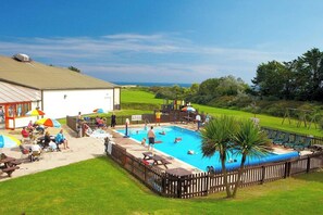 Outdoor pool - Sea Wagon Caravan 3 Bedroom Sleeps 8 (Brixham)