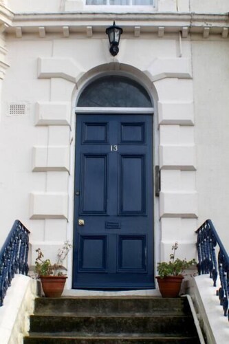 Crown Spa Apartments - 13 flat 2