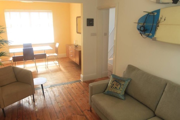 Lounge Through to Dining Room