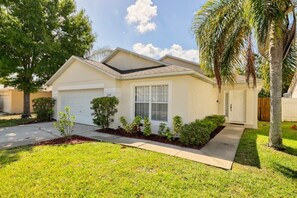 House, 4 Bedrooms | Exterior