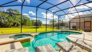 House, 6 Bedrooms | Pool