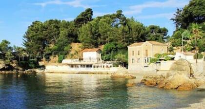 Charming T2 Equipped, 1min Walk To Beaches