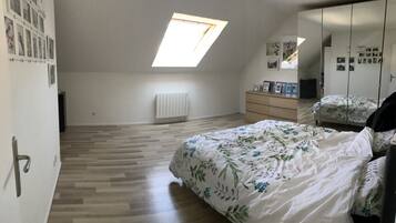 4 slaapkamers, een bureau, gratis wifi