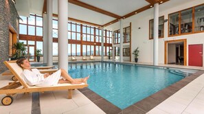 Innenpool, beheizter Pool