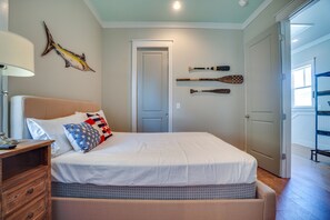 House, 3 Bedrooms | 4 bedrooms, individually decorated, individually furnished