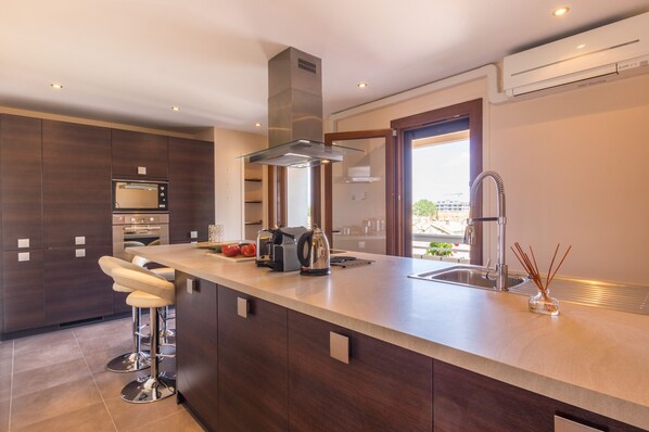 Fridge, microwave, oven, dishwasher