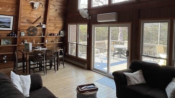 Smart TV, DVD player, stereo, computer monitors