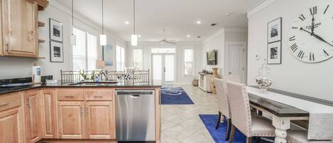 House, 3 Bedrooms, Resort View | Private kitchen | Full-sized fridge, microwave, oven, stovetop