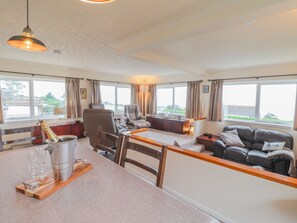 Cottage | Living room - Aelwyd Y Don (Cardigan)