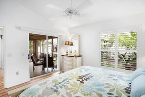 2 bedrooms, in-room safe, iron/ironing board, free WiFi