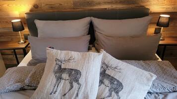 2 Schlafzimmer, Bügeleisen/Bügelbrett, Reisekinderbett, kostenloses WLAN