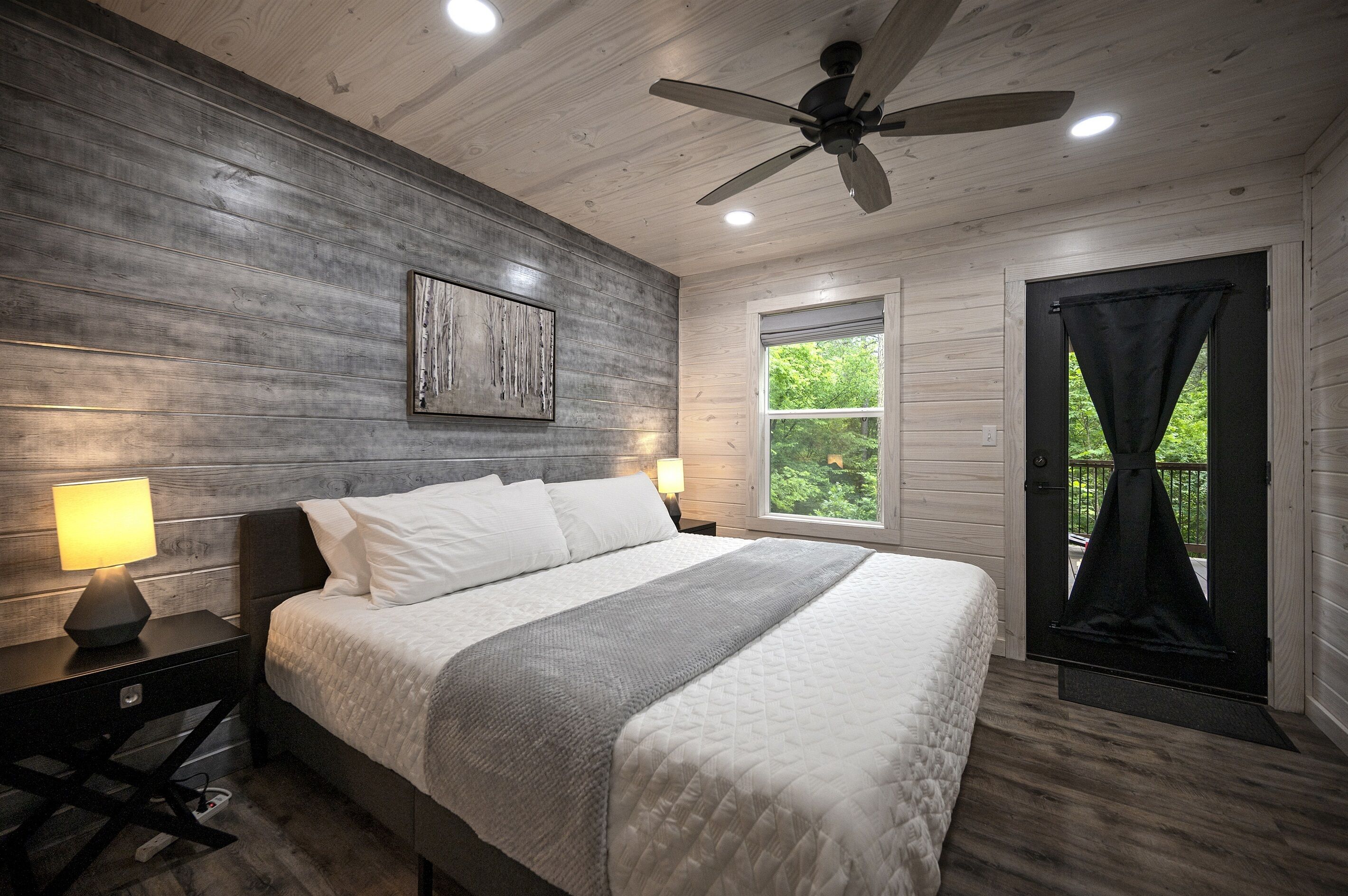 6 chambres, fer et planche à repasser, lit parapluie, Wi-Fi gratuit