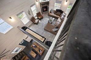 Smart TV, fireplace, video games, books