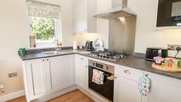 Cottage | Interior