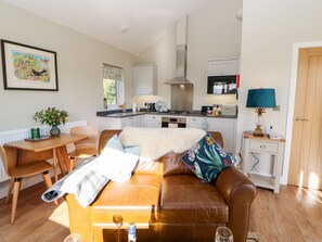 Cottage | Interior - Rising Sun (York)