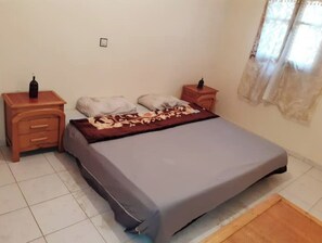 2 bedrooms