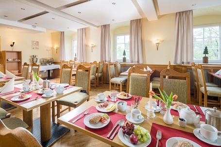 Área do café da manhã. Landhaus Purschenstein