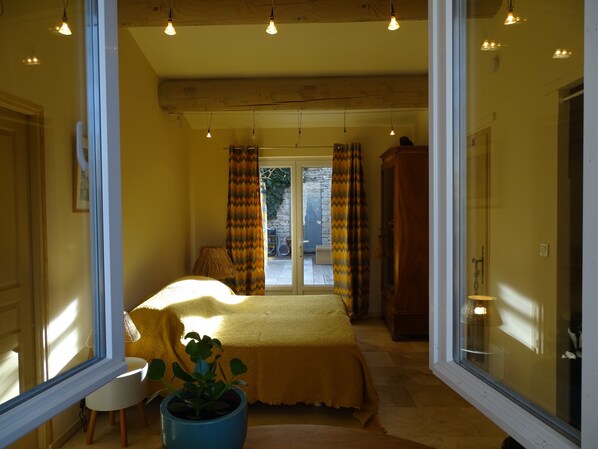 1 chambre, Wi-Fi gratuit, draps fournis