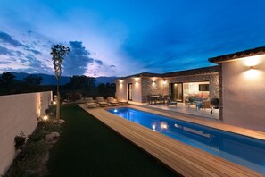Beheizter Pool