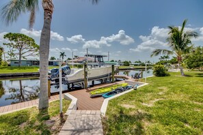 Marina - Beautiful Water Front Ranch With Pool- Yacht Club Area (Cape Coral)