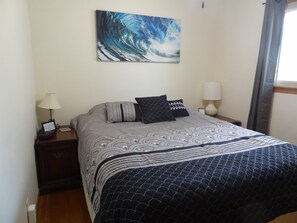 4 bedrooms, iron/ironing board, travel crib, free WiFi