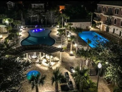 Between Alys & Rosemary, Largest Studio in VSW