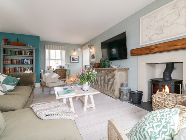 Cottage | Interior