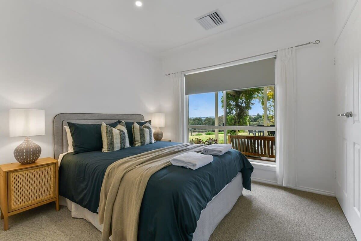 4 bedrooms, iron/ironing board, travel cot, WiFi