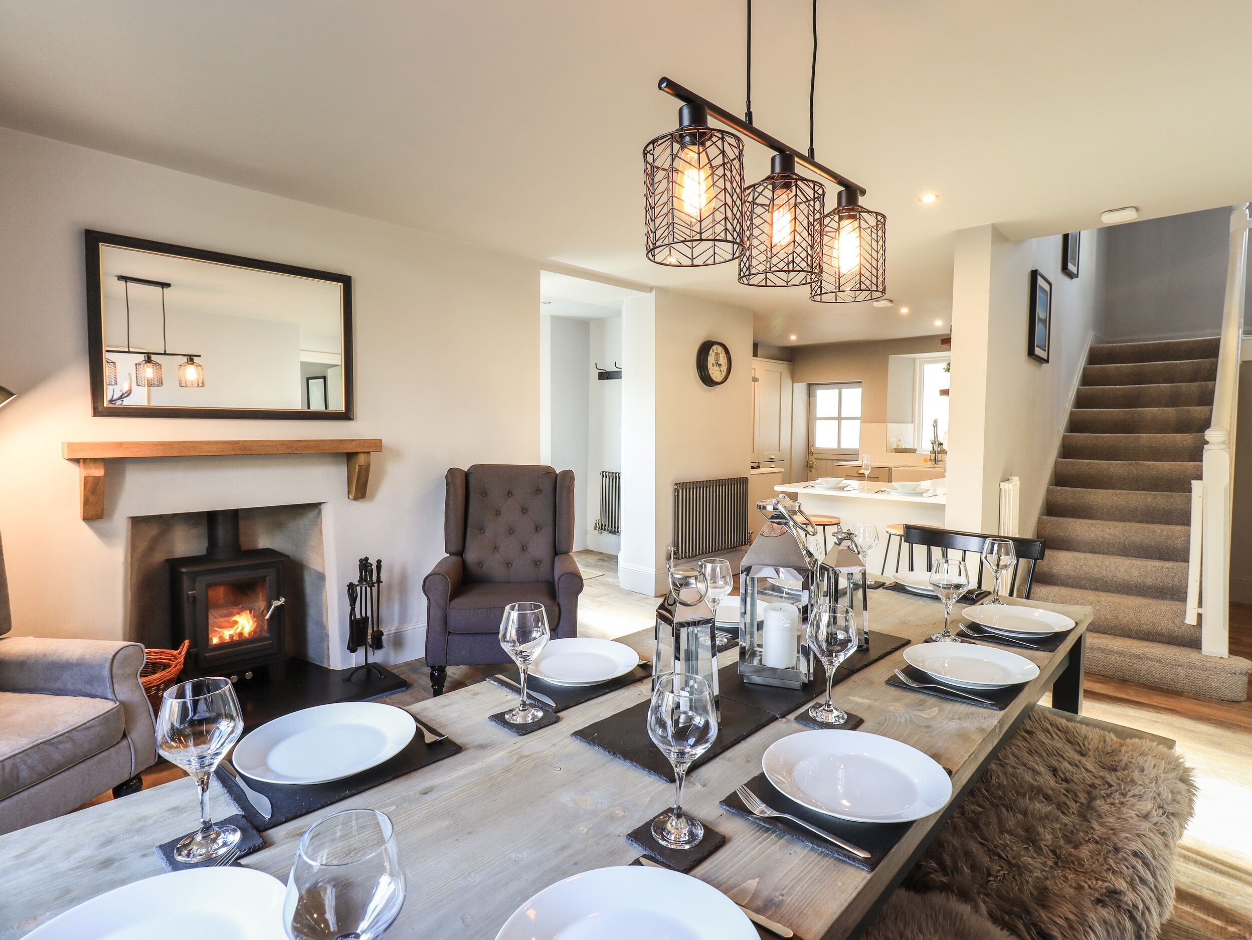 冰箱、洗碗机、电热水壶、烤面包机