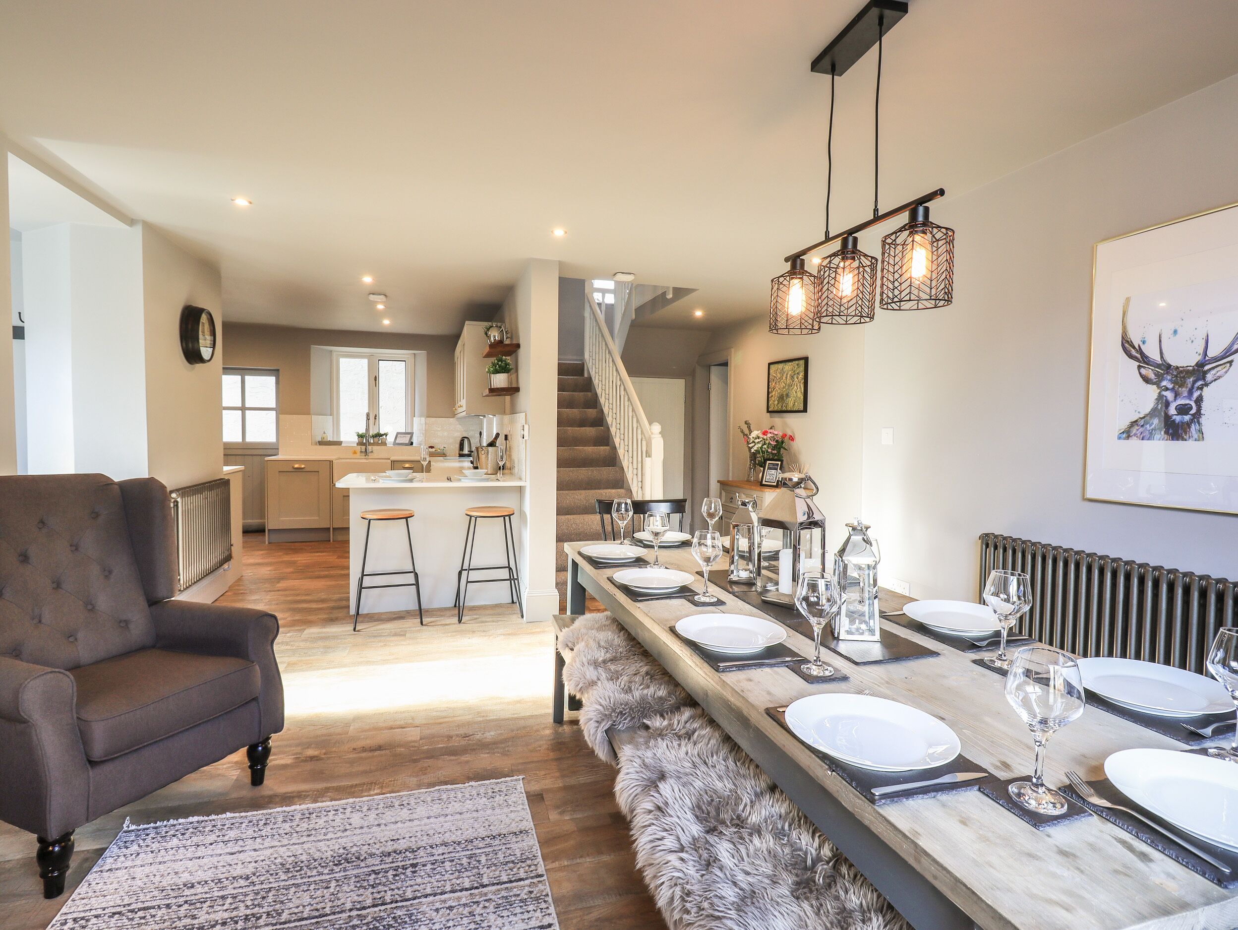 4 bedrooms, individually decorated, individually furnished, free WiFi