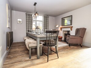 Cottage | Bếp riêng | Tủ lạnh, máy rửa bát, ấm điện, lò nướng bánh mì