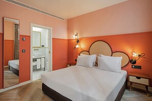 Rubi - Two Bedrooms Apartment | Hypo-allergenic bedding, in-room safe, individually decorated