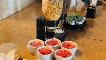 Free daily cooked-to-order breakfast