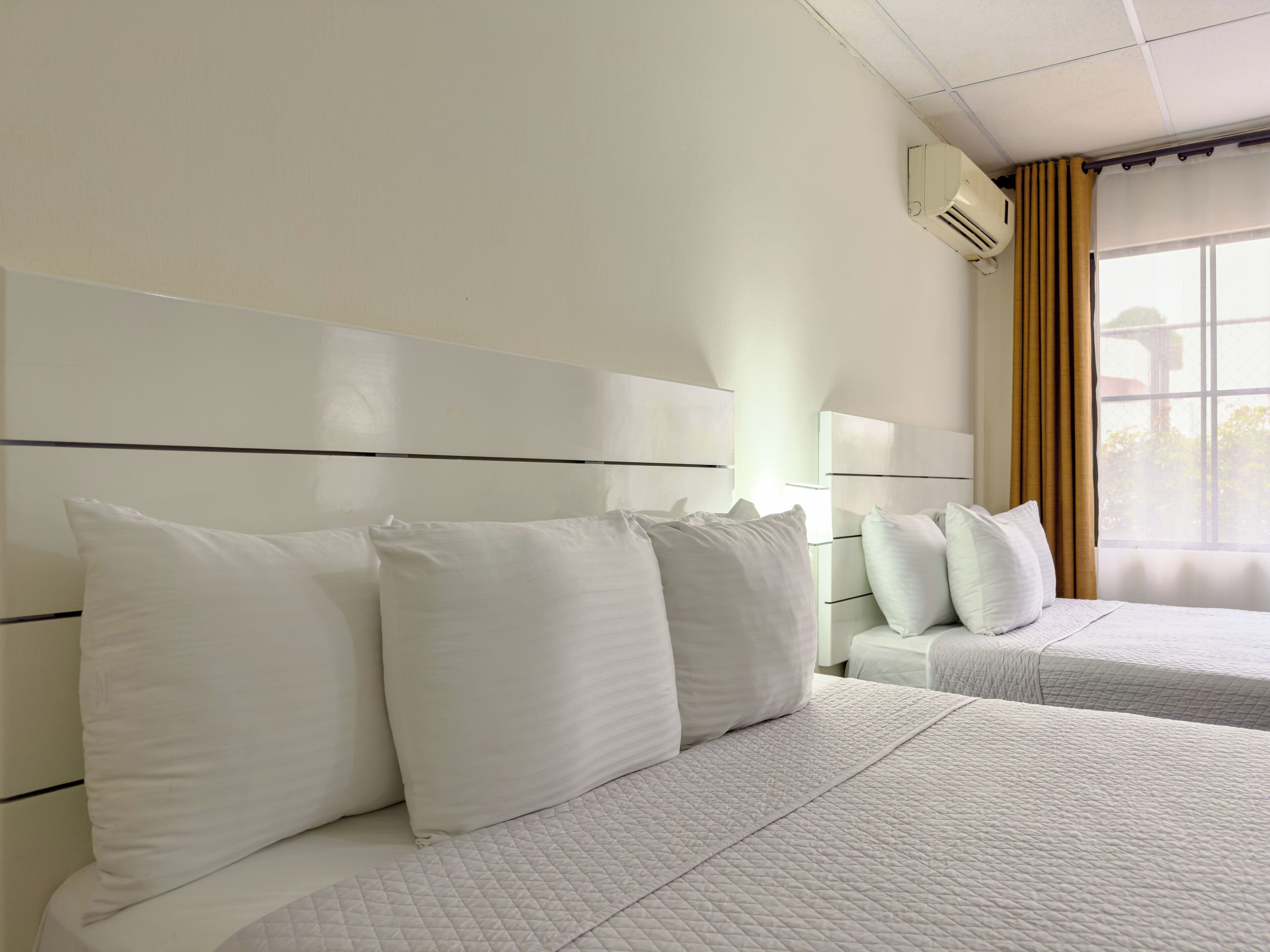 Deluxe Suite, 2 Queen Beds