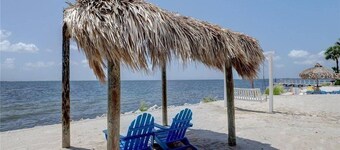 Tiki Themed Condo on Tampa Bay