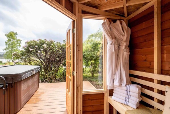 House, Multiple Beds | Garden